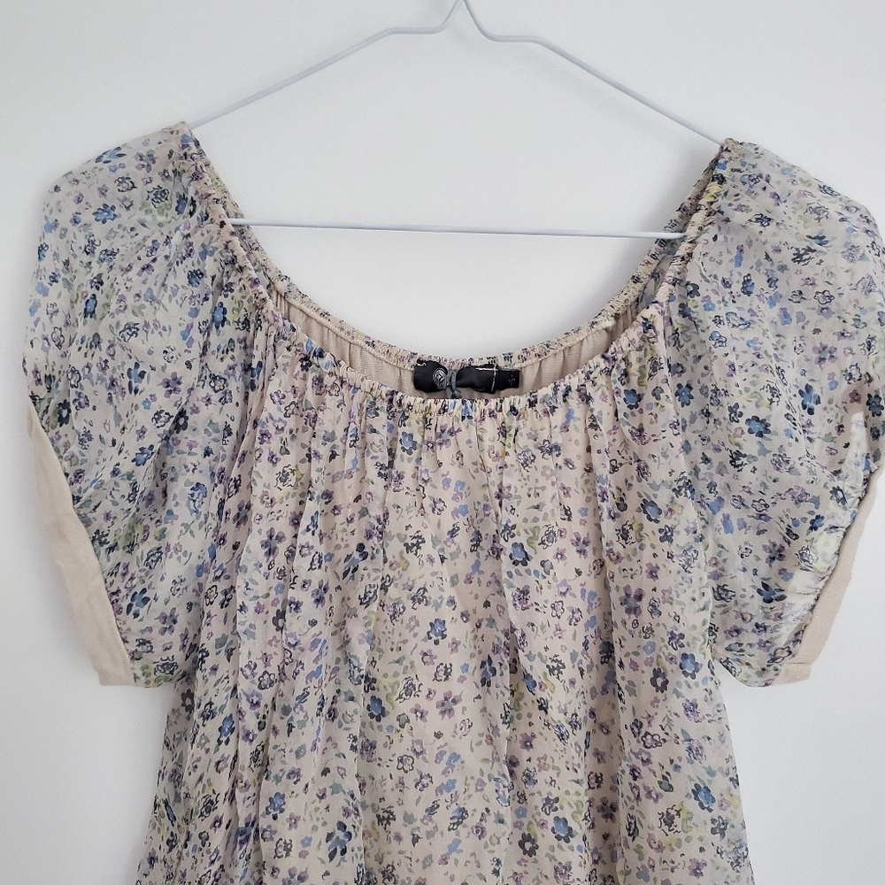ITALIAN SILK Floral Sheer Blouse Top Cap Sleeves Round Neckline Soft Lined Sz S - Picture 8 of 9